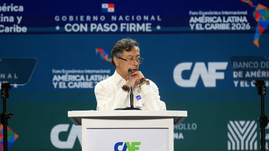 El presidente colombiano, Gustavo Petro, propuso este miércoles un pacto fundamental por la vida y la libertad en las Américas, al intervenir en la segunda edición del Foro Económico Internacional América Latina y el Caribe, que se celebra en Ciudad de Panamá.