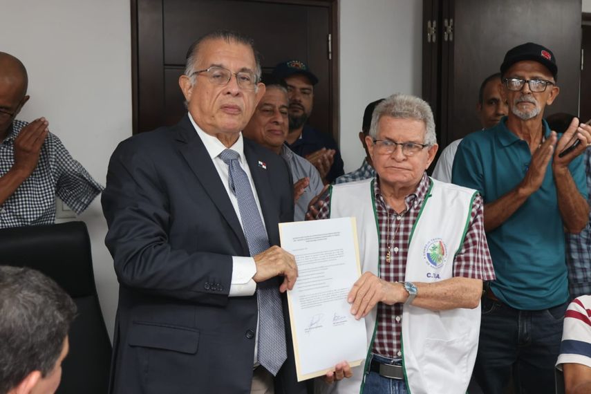 Profesionales de las ciencias agropecuarias logran aumento salarial del 12%