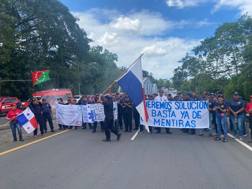 Para este viernes los cierres continuarán según indicó el Benemérito Cuerpo de Bomberos de Chiriquí.