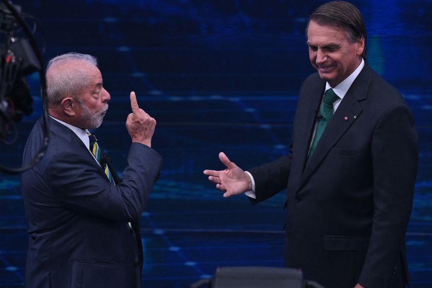 Bolsonaro y Lula cruzan ataques en primer cara a cara