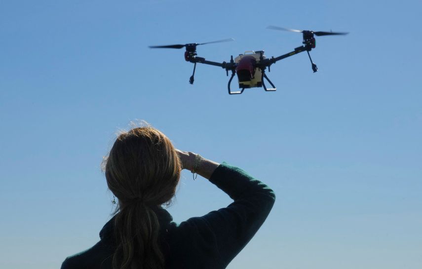 Rusia formará estudiantes en pilotaje de drones de combate