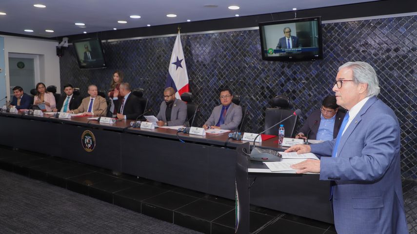 Proyecto de ley que concede fondos extraordinarios a la CSS pasa al segundo debate