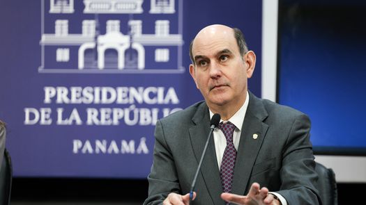 Felipe Chapman: El MEF investigará transferencias millonarias a municipios Felipe Chapman: El MEF investigará transferencias millonarias a municipios