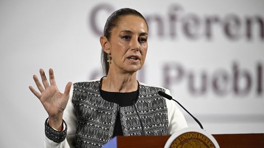 Sheinbaum reitera que en México manda el pueblo y no Estados Unidos