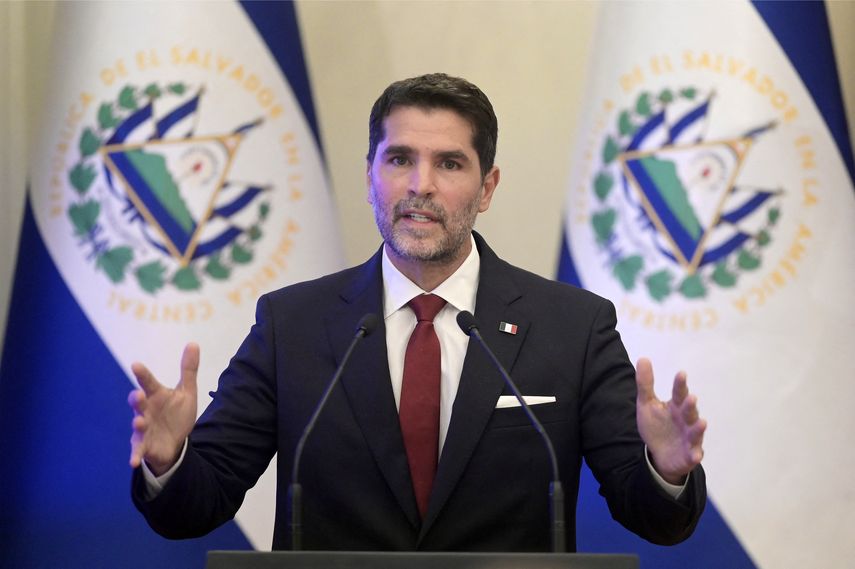 México investiga a Eduardo Verástegui por financiamiento ilícito