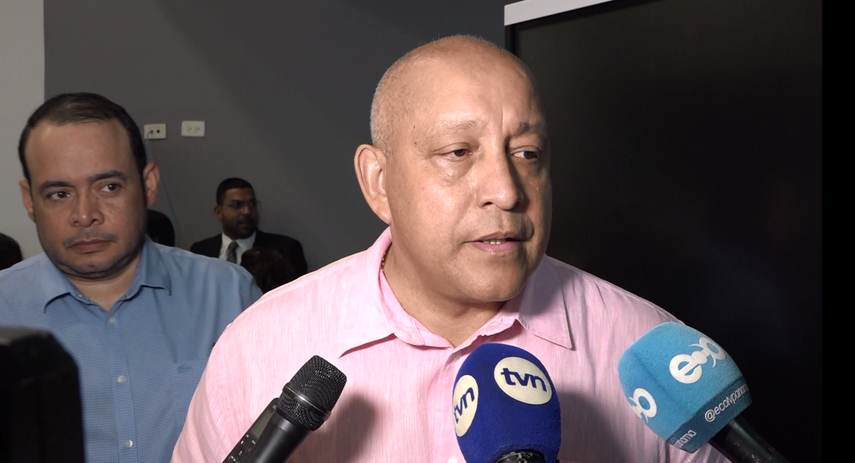 Crispiano Adames niega aumento de presupuesto en Asamblea