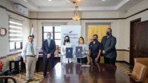 Gobierno firma convenio de cooperación técnica con DHL Panamá