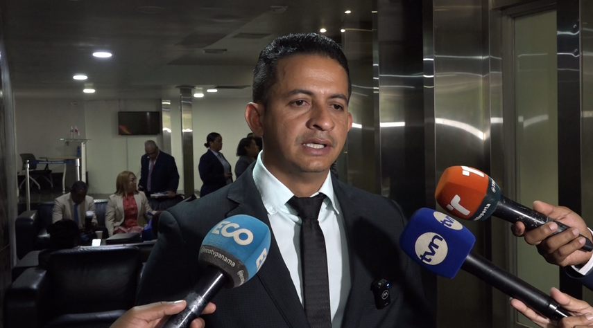 Polémica por ley que propone devolución del 50% de póliza de seguro vehicular