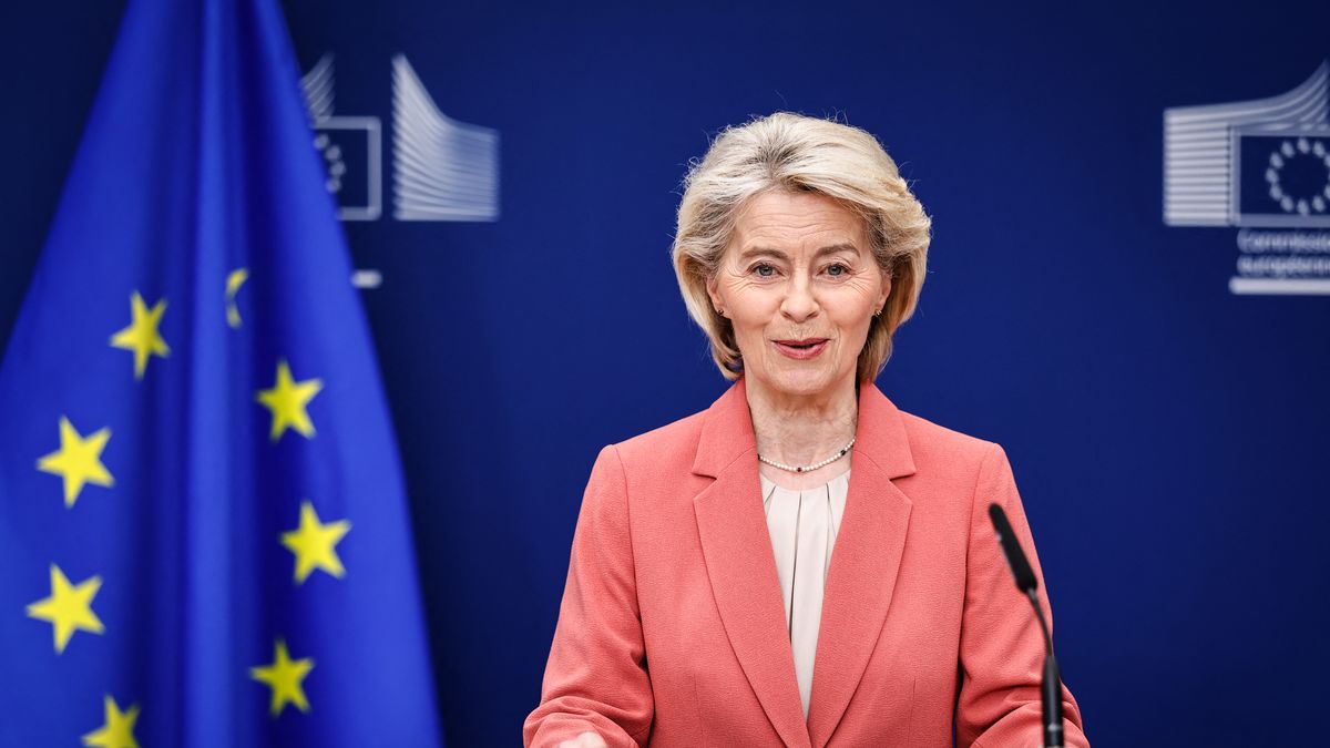 La Unión Europea aplicará provisionalmente el acuerdo comercial con el Mercosur, que crea la mayor zona de libre intercambio del mundo, anunció este viernes la presidenta de la Comisión Europea, Ursula von der Leyen. La Unión Europea aplicará provisionalmente el acuerdo comercial con el Mercosur, que crea la mayor zona de libre intercambio del mundo, anunció este viernes la presidenta de la Comisión Europea, Ursula von der Leyen.