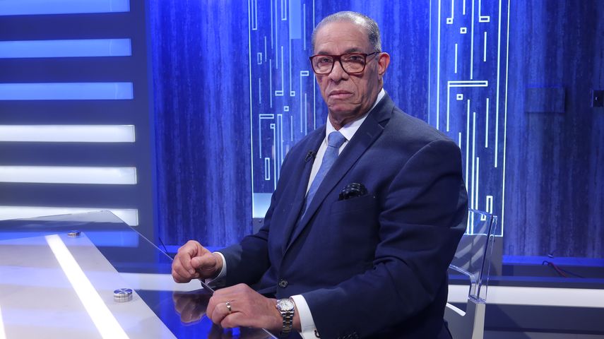 Camilo Alleyne: no se obliga a nadie a votar por el PRD