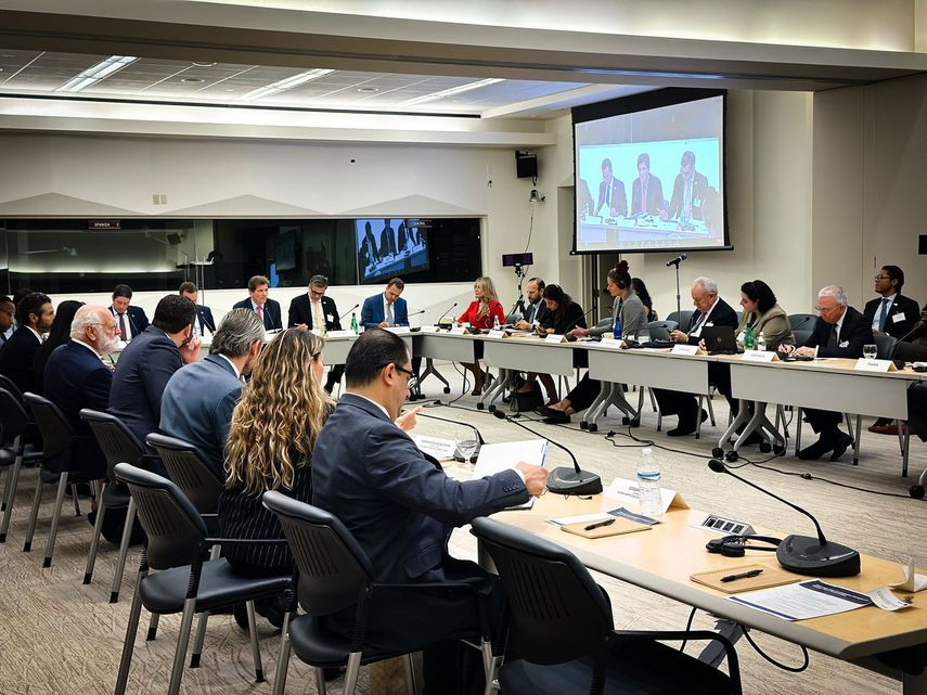 El ministro de Comercio e Industrias de Panamá (MICI), Federico Alfaro Boyd, participó este 15 de septiembre en la sede del Banco Interamericano de Desarrollo (BID) en Washington D.C., junto con autoridades de los países miembros de la Alianza para el Desarrollo en Democracia. El ministro de Comercio e Industrias de Panamá (MICI), Federico Alfaro Boyd, participó este 15 de septiembre en la sede del Banco Interamericano de Desarrollo (BID) en Washington D.C., junto con autoridades de los países miembros de la Alianza para el Desarrollo en Democracia.