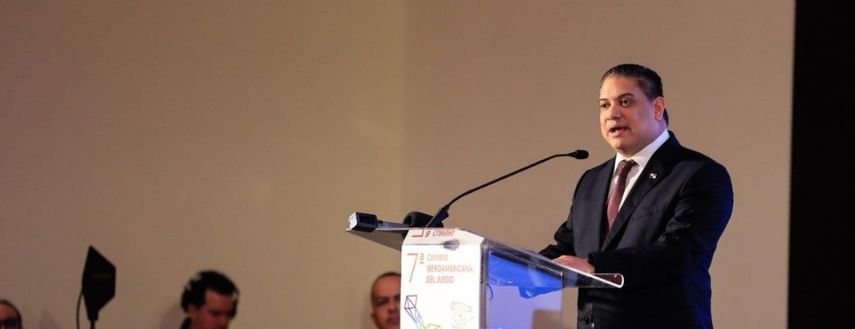 Panam&aacute; se encuentra preparada para ser la sede del prestigioso Cl&aacute;sico Internacional del Caribe 2023, que reunir&aacute; a los m&aacute;s destacados jinetes y preparadores de todo el mundo, afirm&oacute; el secretario ejecutivo de la Junta de Control de Juegos del ministerio de Econom&iacute;a y Finanzas.