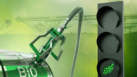 El Instituto Interamericano de Cooperación para la Agricultura (IICA) indicó este jueves que apoya la posible inclusión del etanol en la matriz de combustibles de Panamá, pues generaría efectos positivos en la agroindustria y en el ambiente. El Instituto Interamericano de Cooperación para la Agricultura (IICA) indicó este jueves que apoya la posible inclusión del etanol en la matriz de combustibles de Panamá, pues generaría efectos positivos en la agroindustria y en el ambiente.