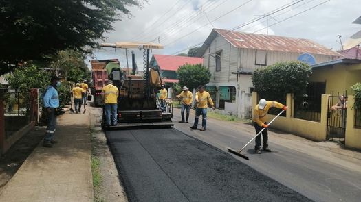 El director del MOP en Chiriquí MOP reconoció que la calle en Barú estaba fatigada por el alto tráfico vehicular y tramos desnivelados.