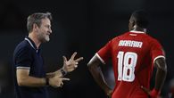 El seleccionador de Panamá, el hispano-danés Thomas Christiansen, se mostró satisfecho y orgulloso por el rendimiento de sus jugadores tras el partido amistoso disputado este jueves ante México, pese a la derrota 0-1, y destacó el crecimiento del fútbol local y el esfuerzo colectivo de un equipo con poco tiempo de trabajo conjunto. El seleccionador de Panamá, el hispano-danés Thomas Christiansen, se mostró satisfecho y orgulloso por el rendimiento de sus jugadores tras el partido amistoso disputado este jueves ante México, pese a la derrota 0-1, y destacó el crecimiento del fútbol local y el esfuerzo colectivo de un equipo con poco tiempo de trabajo conjunto.