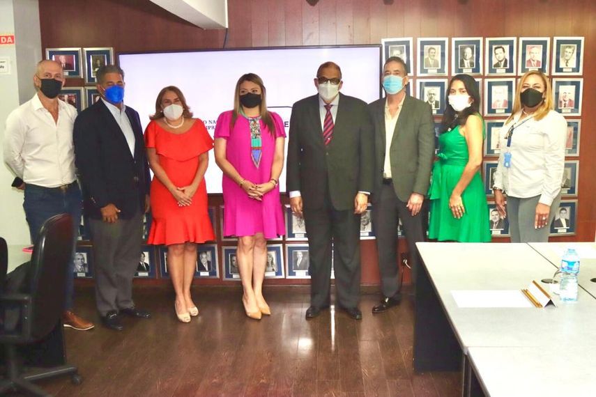 El Consejo Nacional de la Empresa Privada (CoNEP) y el Ministerio de Trabajo y Desarrollo Laboral (MITRADEL) lanzan hoy la Red de empresas contra el trabajo infantil.