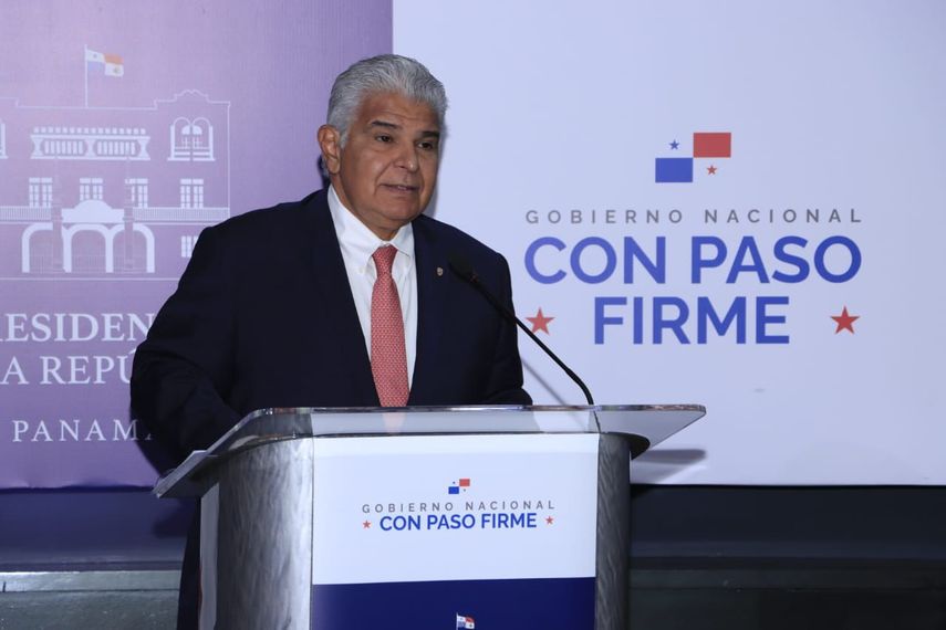 Mulino critica a la UE por mantener a Panamá en lista de paraísos fiscales. Mulino critica a la UE por mantener a Panamá en lista de paraísos fiscales.