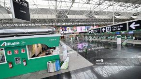 Alitalia lanza vuelos sin covid-19 entre Roma y Milán