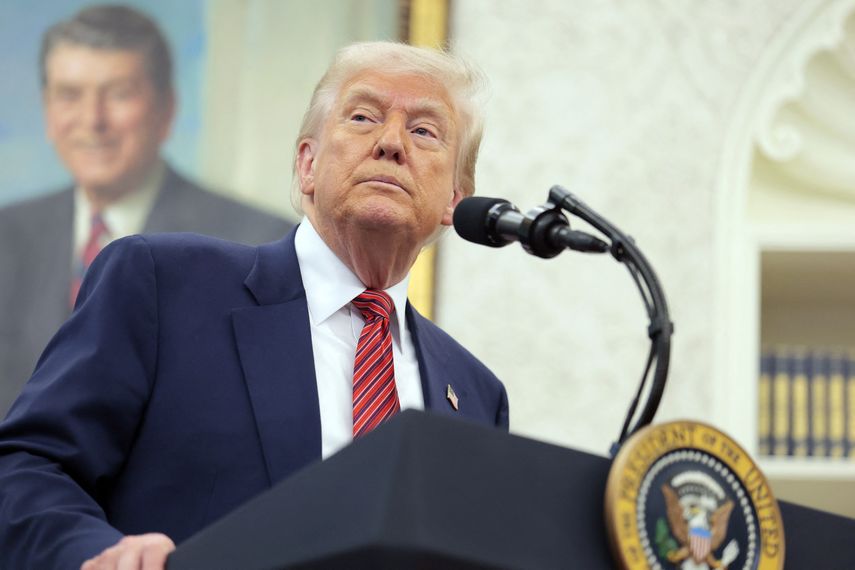 Trump dice que acuerdo entre EEUU y Reino Unido es total y completo