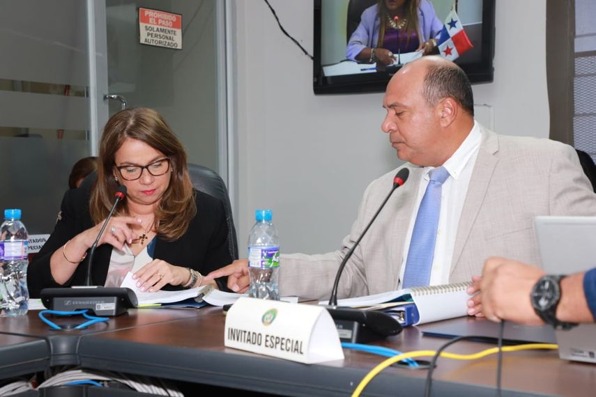 Asamblea avala traslados de partidas al Meduca por $34.6 millones.