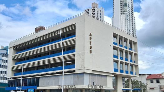 La APEDE presentó su cuarto Reporte Económico. La APEDE presentó su cuarto Reporte Económico.