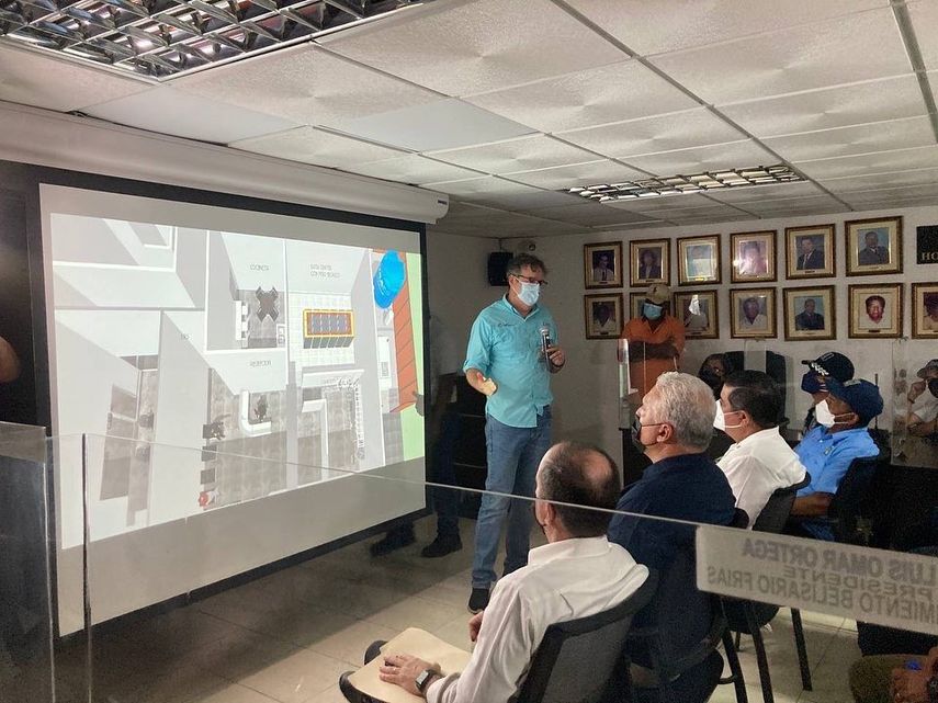 Instalación de cámaras de videovigilancia en San Miguelito.