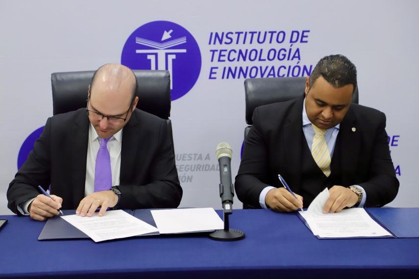 AIG y Acodeco impulsan la digitalización de las comunicaciones oficiales del Estado