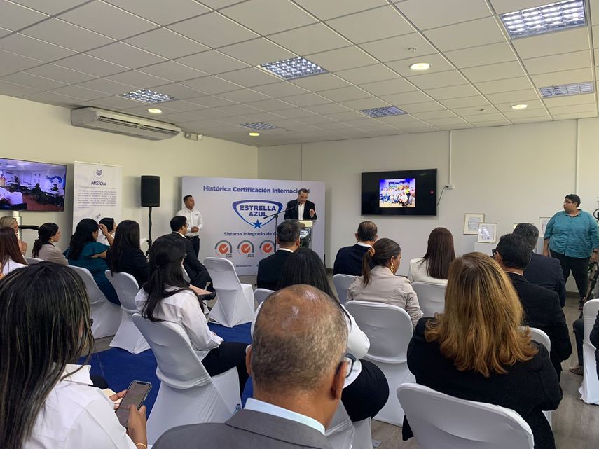 Estrella Azul: Primera empresa de lácteos certificada