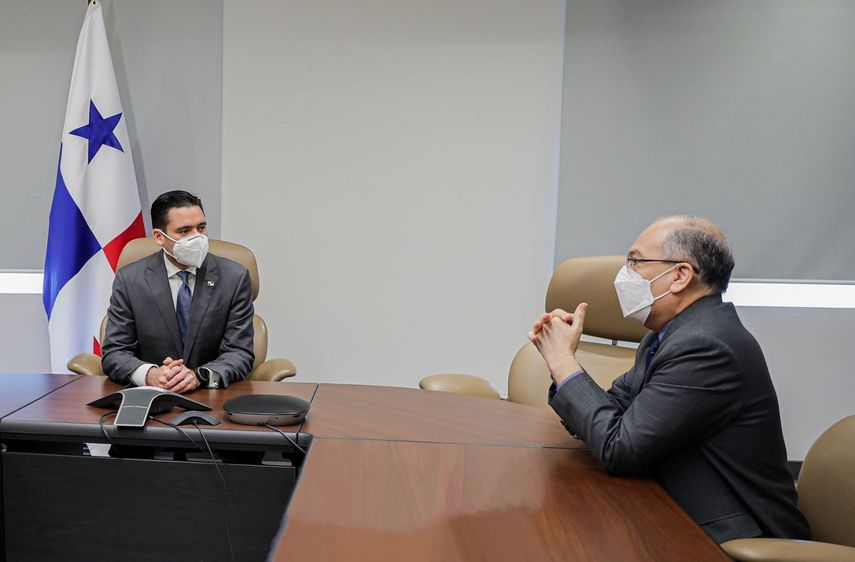 Panamá define proceso de elección de magistrados de la Corte