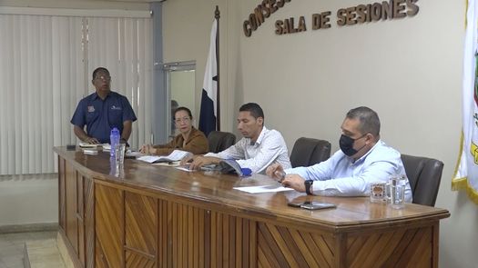 La zona que el alcalde señaló para la construcción de calles por parte del MOP en Bugaba beneficiaría a los productores.