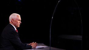 Pence acusa a Harris de socavar la confianza de los estadounidenses en una vacuna para covid-19
