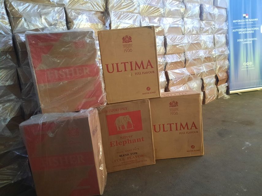 Autoridad de Aduanas decomisa cigarrillos de contrabando
