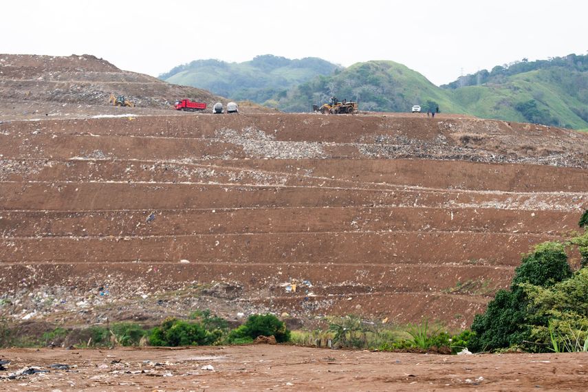 Cerro Patacón: Mulino ordena asignar fondos para mejoras en el relleno sanitario
