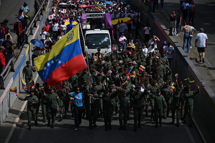 El Ministerio de Relaciones Exteriores de la República de Panamá recomendó a los ciudadanos panameños abstenerse de realizar viajes no esenciales a la República Bolivariana de Venezuela