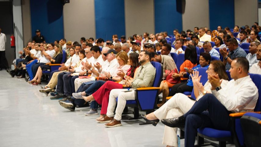 El presidente Mulino dirigió sus palabras ante los asistentes al Consejo Provincial de Chiriquí. El presidente Mulino dirigió sus palabras ante los asistentes al Consejo Provincial de Chiriquí.