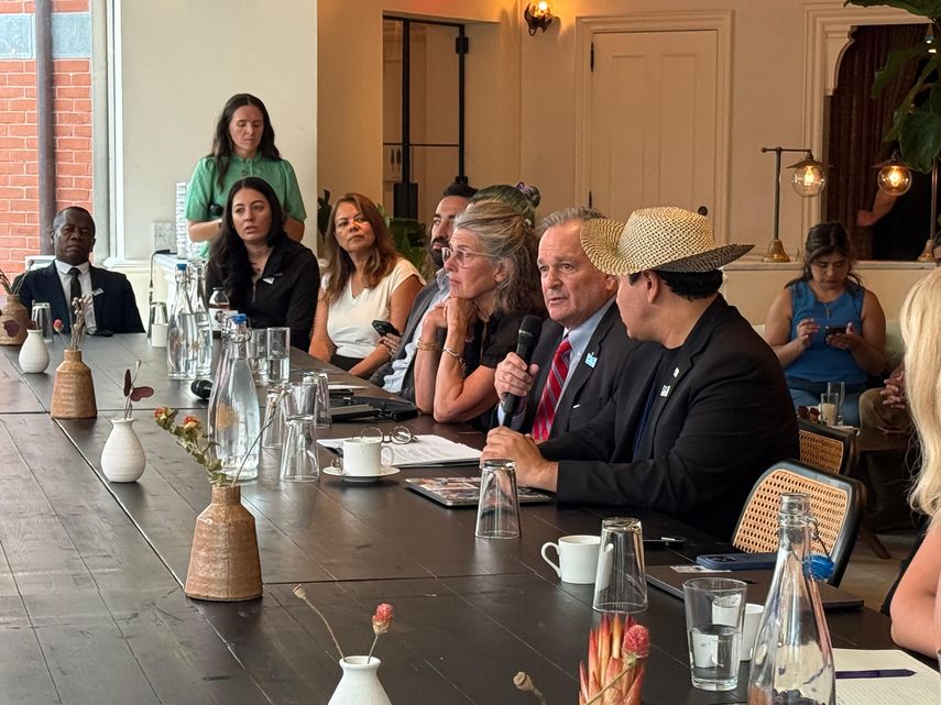 Panamá está marcando presencia en la Semana del Clima de Nueva York y en el 80º Período de Sesiones de la Asamblea General de la ONU (UNGA80), con una agenda enfocada en acción climática, biodiversidad y financiamiento sostenible. Panamá está marcando presencia en la Semana del Clima de Nueva York y en el 80º Período de Sesiones de la Asamblea General de la ONU (UNGA80), con una agenda enfocada en acción climática, biodiversidad y financiamiento sostenible.