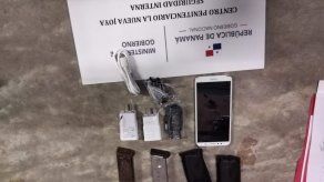 Retienen a dos por lanzar un arma desde el área externa de La Nueva Joya