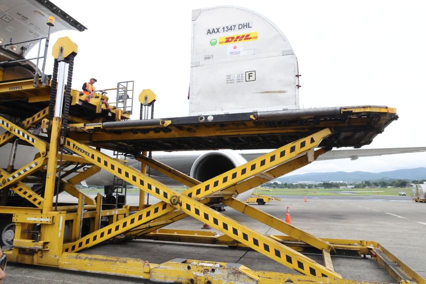 Panamá recibió este martes cuatro toneladas de ayuda humanitaria enviadas por el pueblo japonés