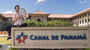 Libro que destaca poder del agua en Canal de Panamá gana premio internacional
