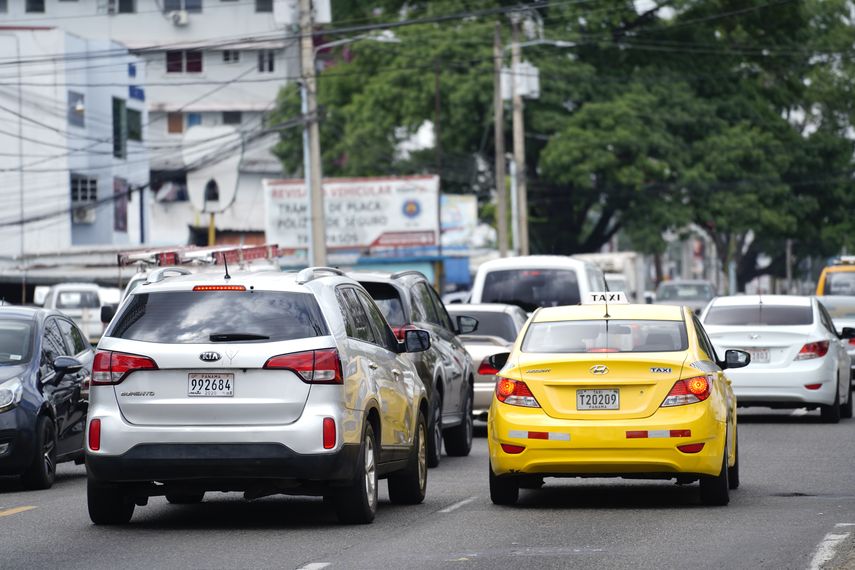 ATTT extiende suspensión de multas por placas vencidas