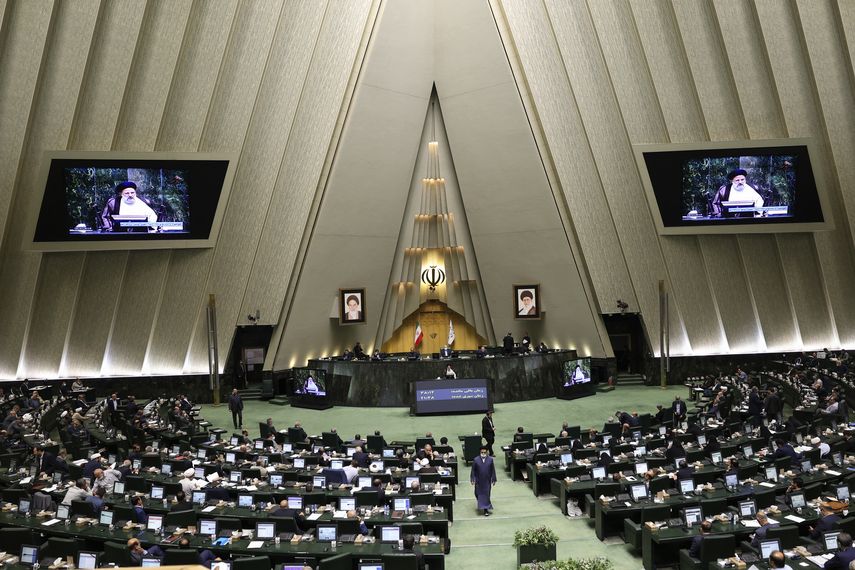 Irán acusó este jueves a Estados Unidos de querer desestabilizar el país, sacudido desde hace casi un mes por una ola de manifestaciones desencadenada tras la muerte de Mahsa Amini.