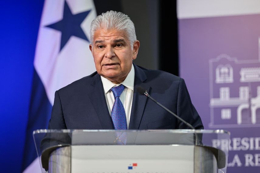 El presidente de Panamá, José Raúl Mulino, saludó este martes a la nueva primera ministra de Japón, Sanae Takaichi, que hizo historia al convertirse en la primera mujer al frente del Gobierno japonés, y le deseó "éxitos" en su gestión. El presidente de Panamá, José Raúl Mulino, saludó este martes a la nueva primera ministra de Japón, Sanae Takaichi, que hizo historia al convertirse en la primera mujer al frente del Gobierno japonés, y le deseó "éxitos" en su gestión.