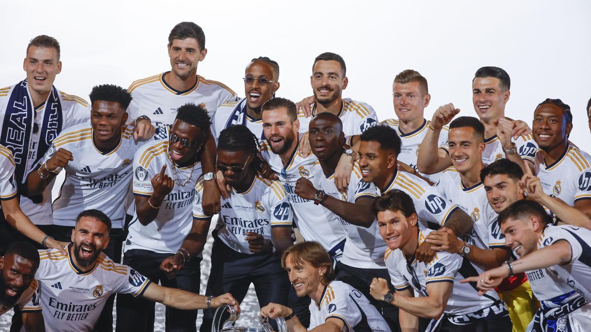 El Real Madrid celebra el decimoquinto título y despide a Kroos