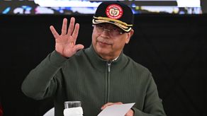 Petro denuncia penalmente a su excanciller por conspiración para sacarlo de la Presidencia