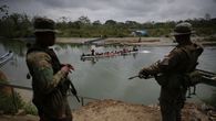 La movilidad humana en América Latina y el Caribe se redefine ante múltiples crisis y se vuelve más compleja y difícil de predecir, por el impacto de factores como el crimen organizado, los cambios económicos o nuevas políticas migratorias, advirtió este jueves la Organización Internacional para las Migraciones (OIM) de las Naciones Unidas. La movilidad humana en América Latina y el Caribe se redefine ante múltiples crisis y se vuelve más compleja y difícil de predecir, por el impacto de factores como el crimen organizado, los cambios económicos o nuevas políticas migratorias, advirtió este jueves la Organización Internacional para las Migraciones (OIM) de las Naciones Unidas.