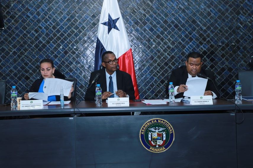 Ley de Carrera Administrativa fue aprobada en primer debate