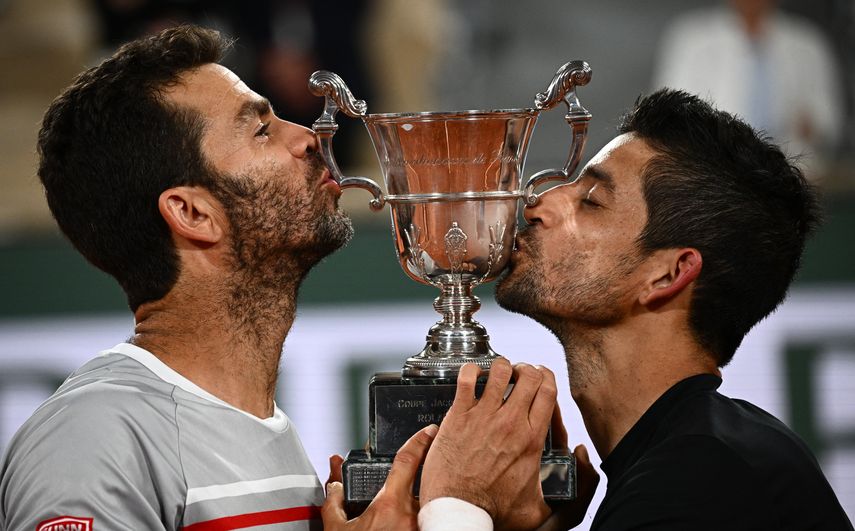 Marcelo Ar&eacute;valo conquista torneo de dobles Roland Garros.