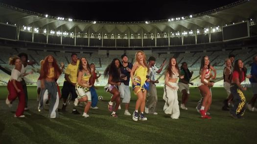 La composición Dai Dai, de la cantante colombiana Shakira, será la canción oficial del Mundial de Fútbol que se jugará entre junio y julio próximos en Estados Unidos, México y Canadá, anunció este jueves la artista en un breve video publicado en sus redes sociales y que será lanzado el 14 de mayo.