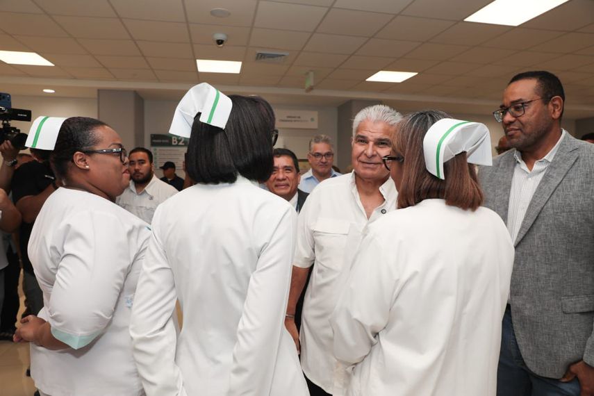 Mulino destaca avances médicos en Colón con la primera craneotomía por tumor cerebral