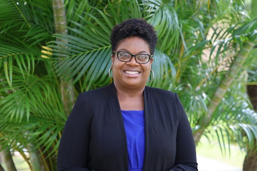 Estados Unidos (EEUU) establecerá en Panamá una oficina regional para Centroamérica y el Caribe de sus Centros para el Control y la Prevención de Enfermedades (CDC, por su sigla en inglés). Estados Unidos (EEUU) establecerá en Panamá una oficina regional para Centroamérica y el Caribe de sus Centros para el Control y la Prevención de Enfermedades (CDC, por su sigla en inglés).